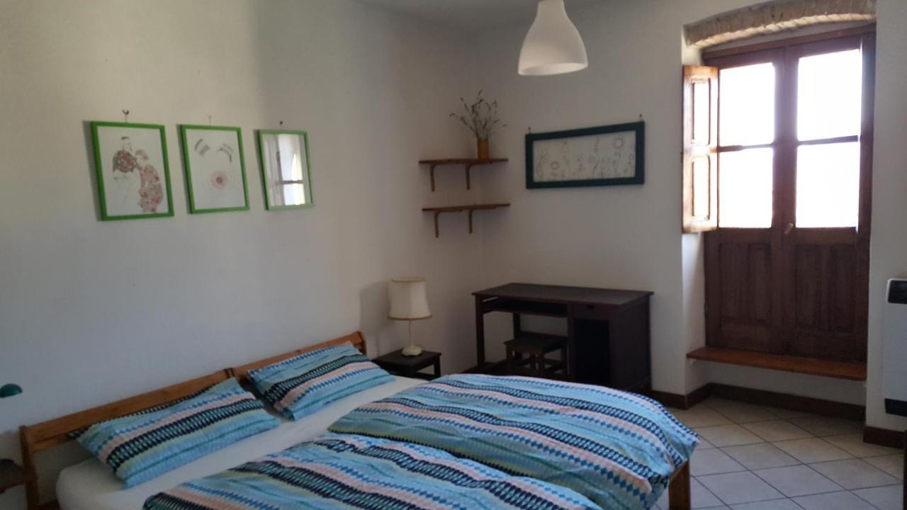 צ'לנו Elilu Room מראה חיצוני תמונה