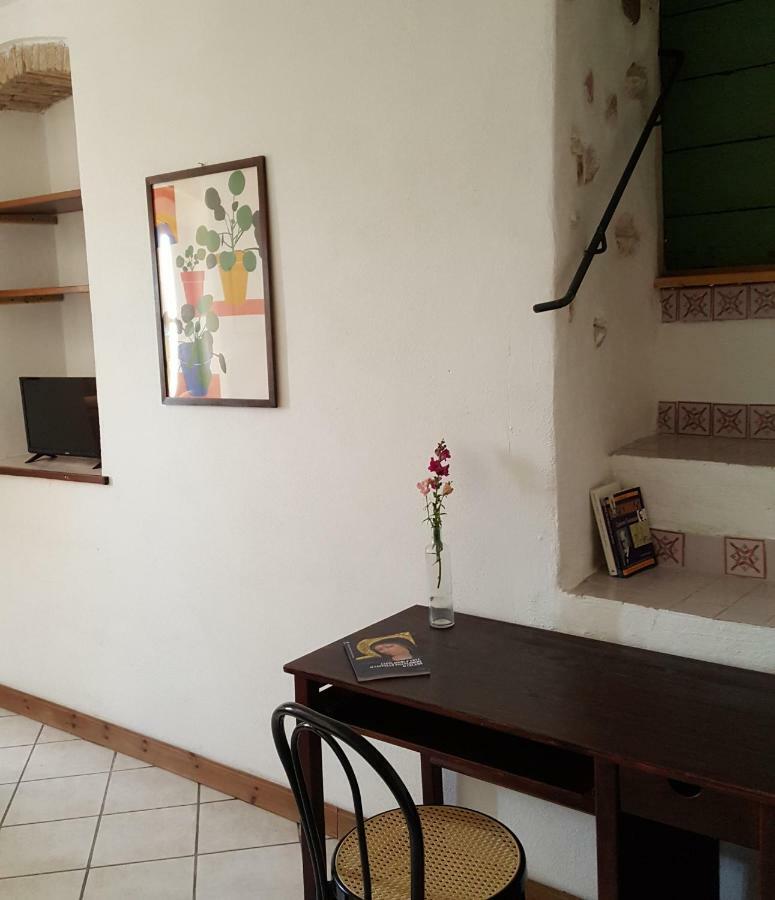 צ'לנו Elilu Room מראה חיצוני תמונה